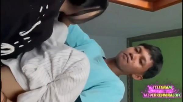 Background nonton video viral Bokep SMA Yank Wes Yank Banyuwangi